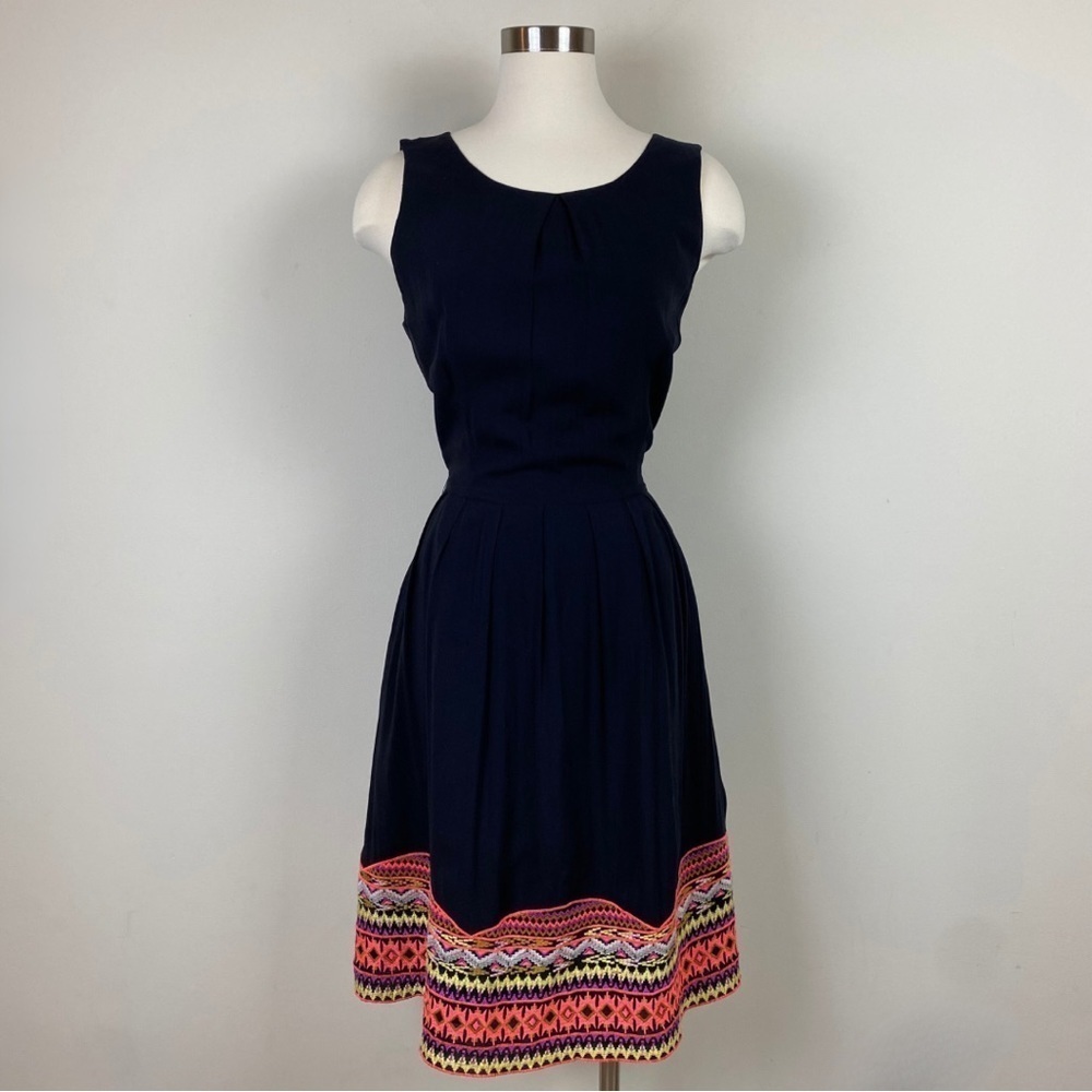 BCBGMaxAzria Midi Dress Black Sleeveless Embroidered Neon Southwest‎ Boho Large